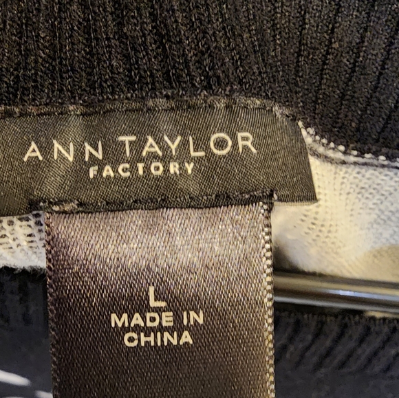 Ann Taylor Sweater - Picture 2 of 2